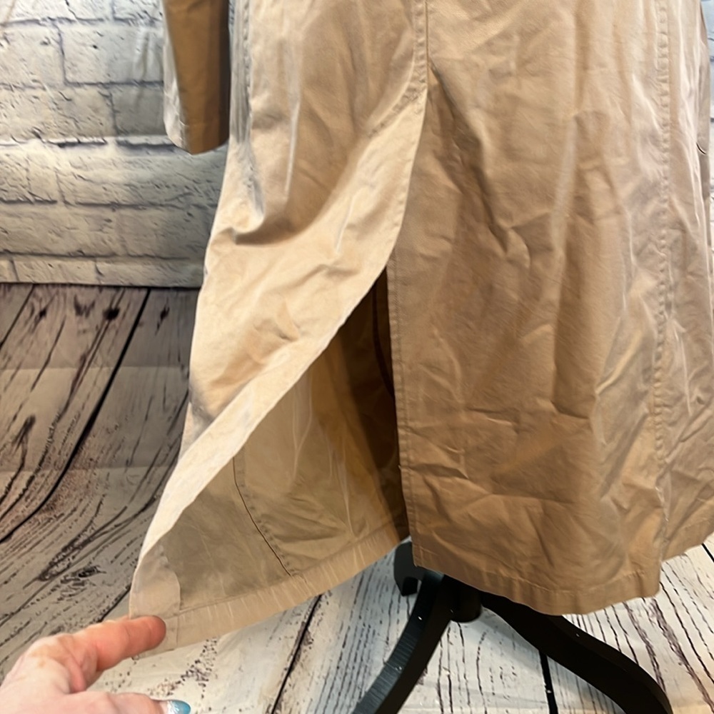 MaxMara Beige Trench Coat Size 12 Flap Pockets Tab Faux Belt Full Zipper & Snaps - Picture 8 of 13